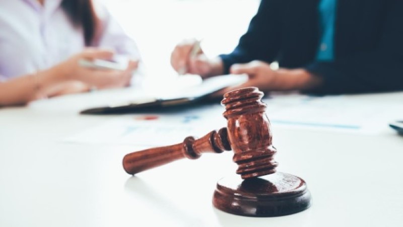 עורך דין פגיעה בפרטיות וסוד מסחרי – הגנה על הזכויות שלכם בעולם הדיגיטלי