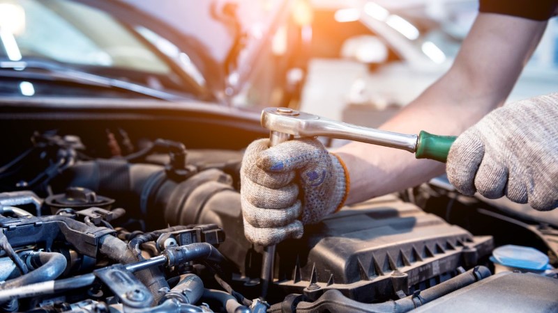 איפה בירושלים באמת כדאי לתקן את הטסלה שלכם?