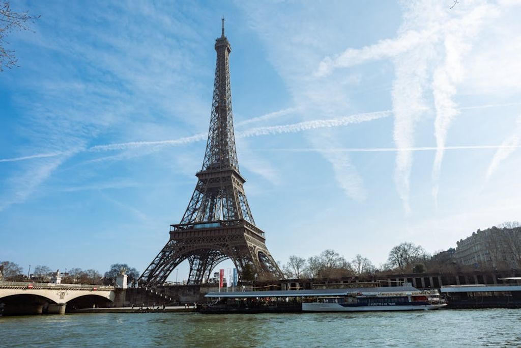 מתכננים טיול לפריז בקיץ? הנה כל מה שאתם חייבים לעשות שם השנה!